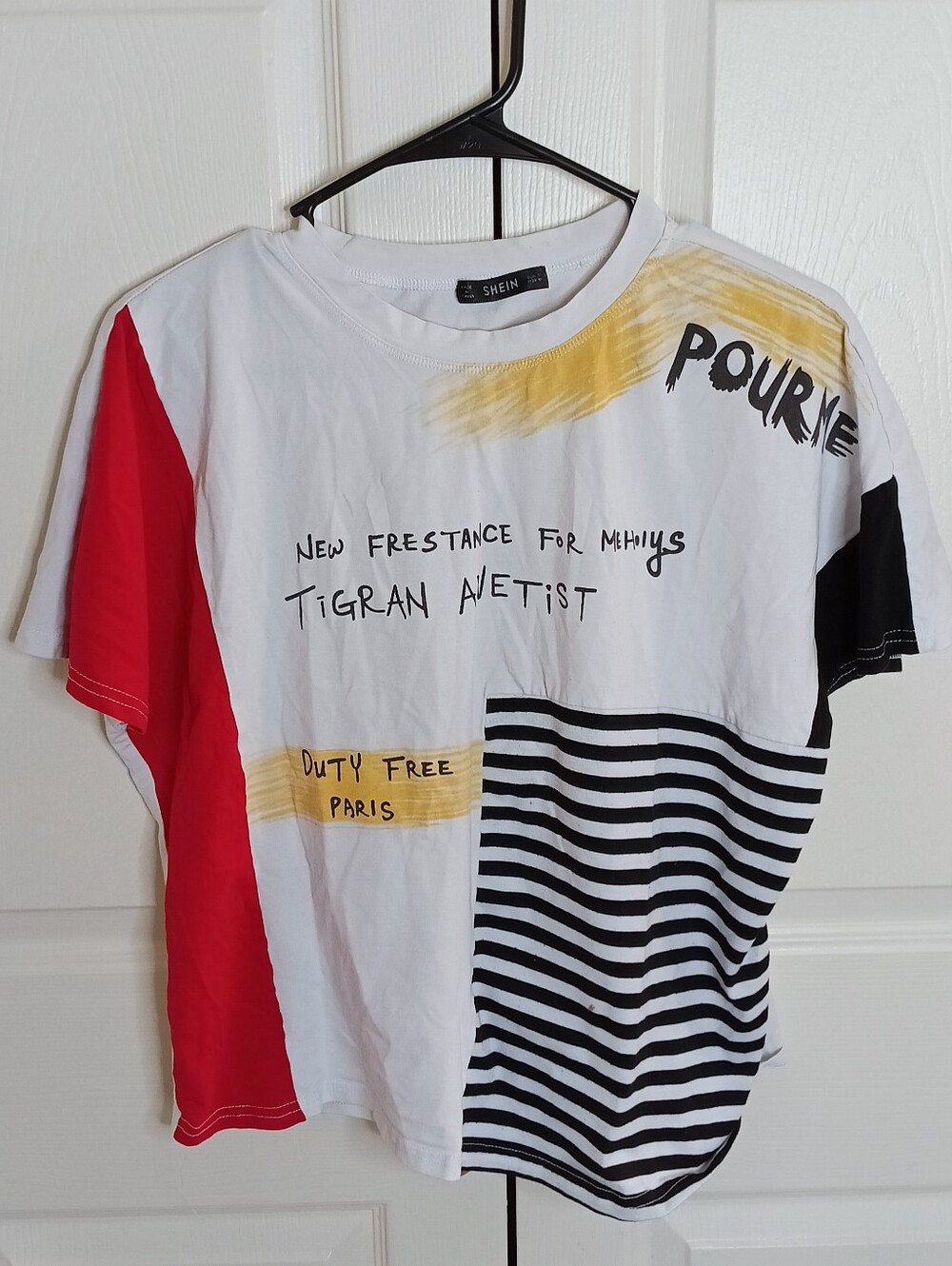 💰 SHEIN White Graphic Tee with Red Sleeve and Black Stripes